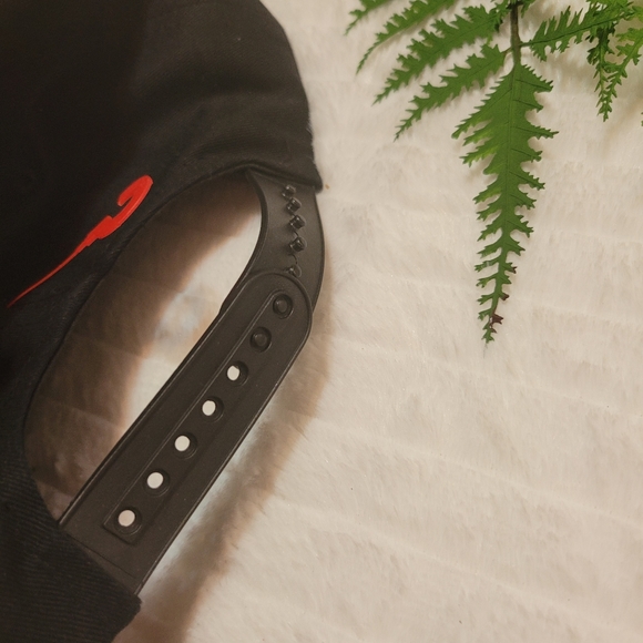 Cap - Picture 5 of 6